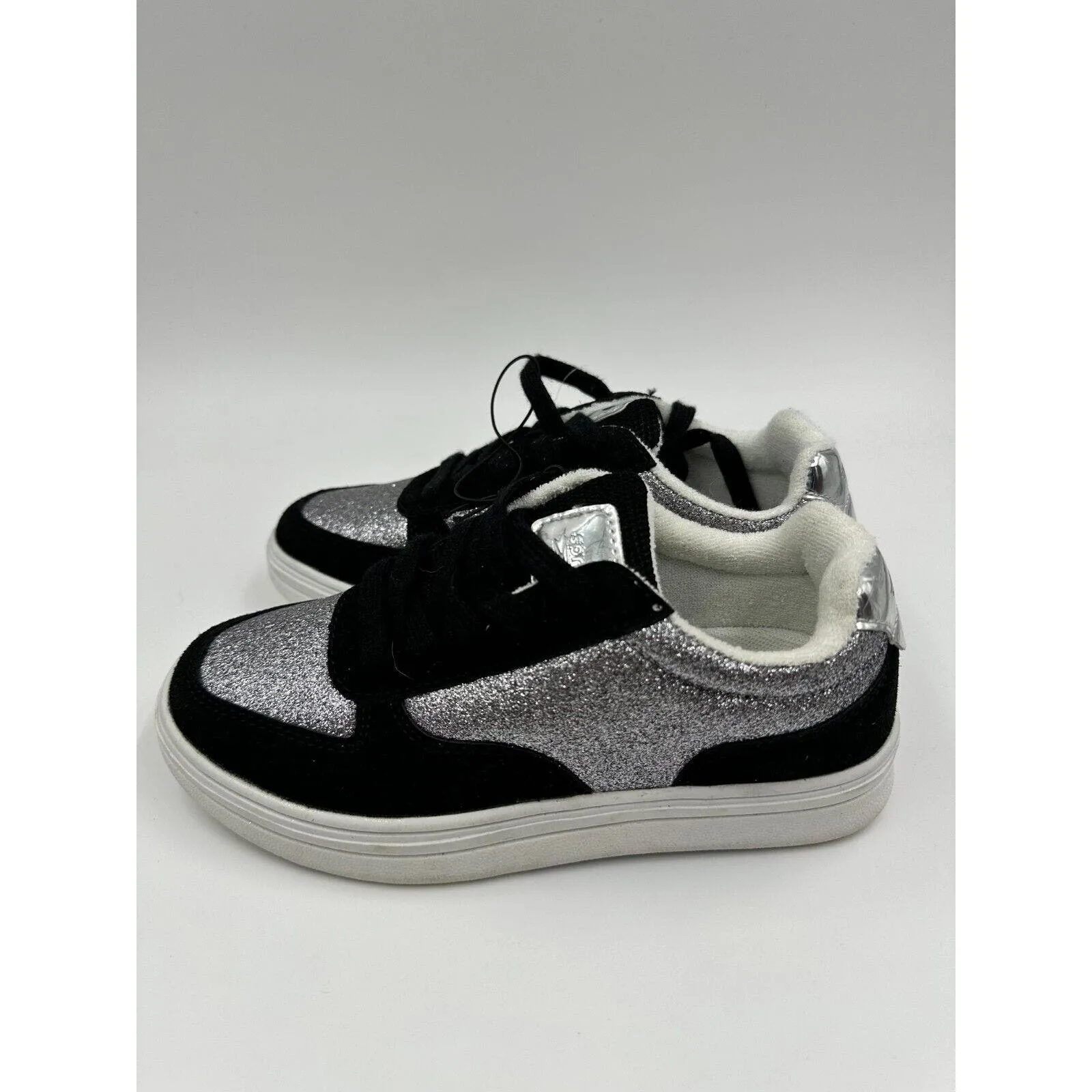 Big Kids Size 3 Casual Black & Silver Glitter Sneakers