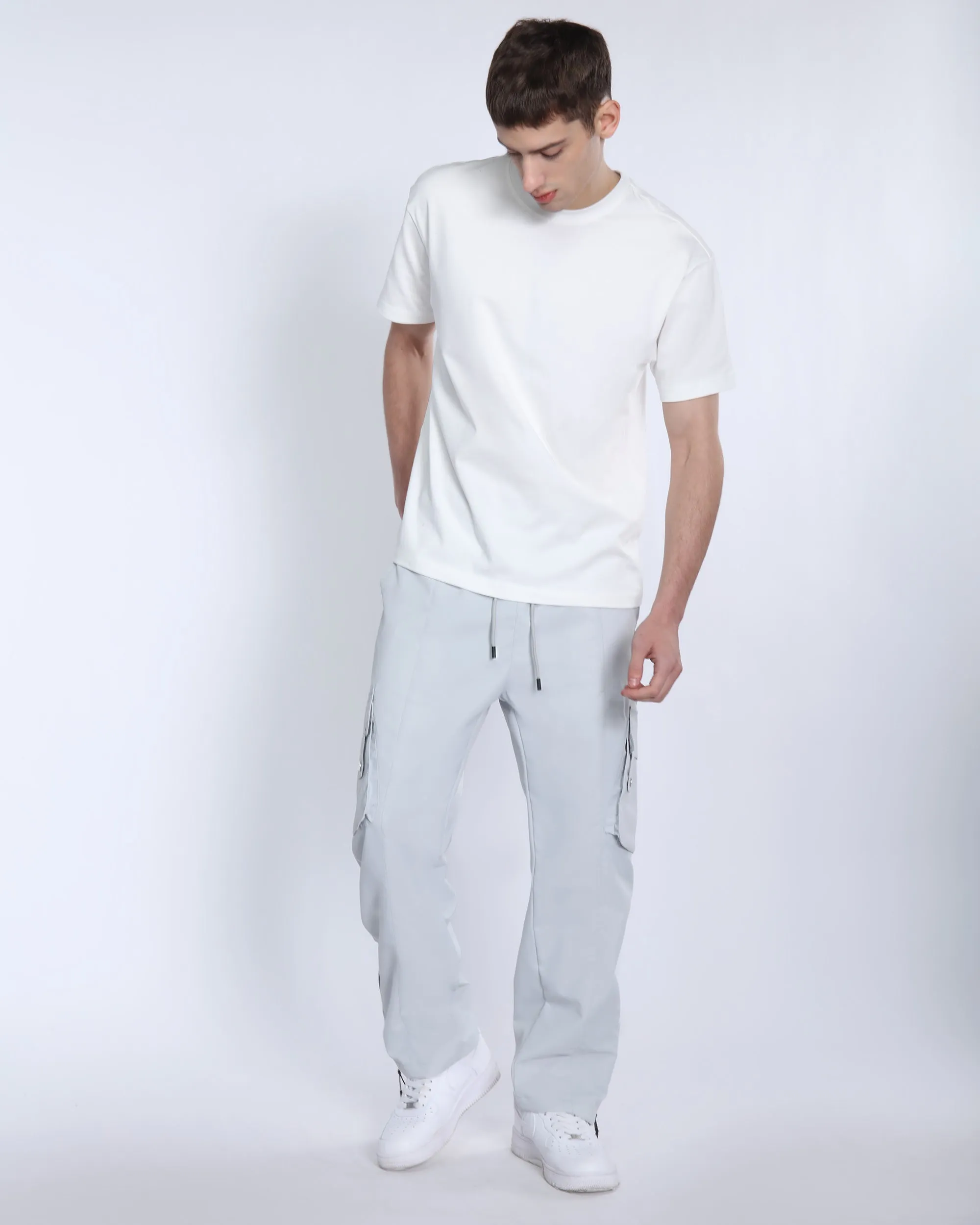 Classic Cargo Pants with Modern Functionality