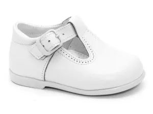 Classic Leather T-Strap Mary Janes unisex for Boys and Girls White by Patucos Infant shoes