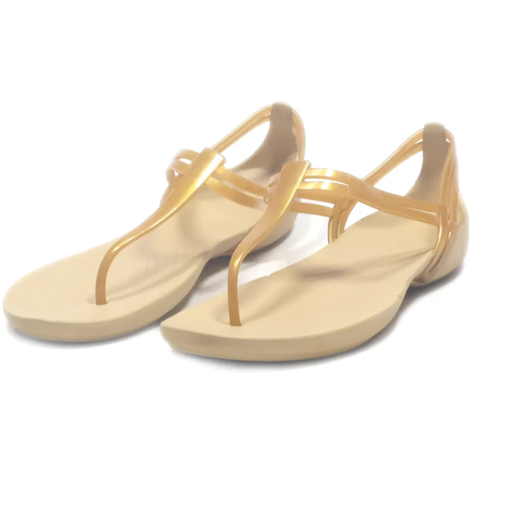 Crocs Isabella T-Starp Flat Sandals Rubber Gold Colour For Women