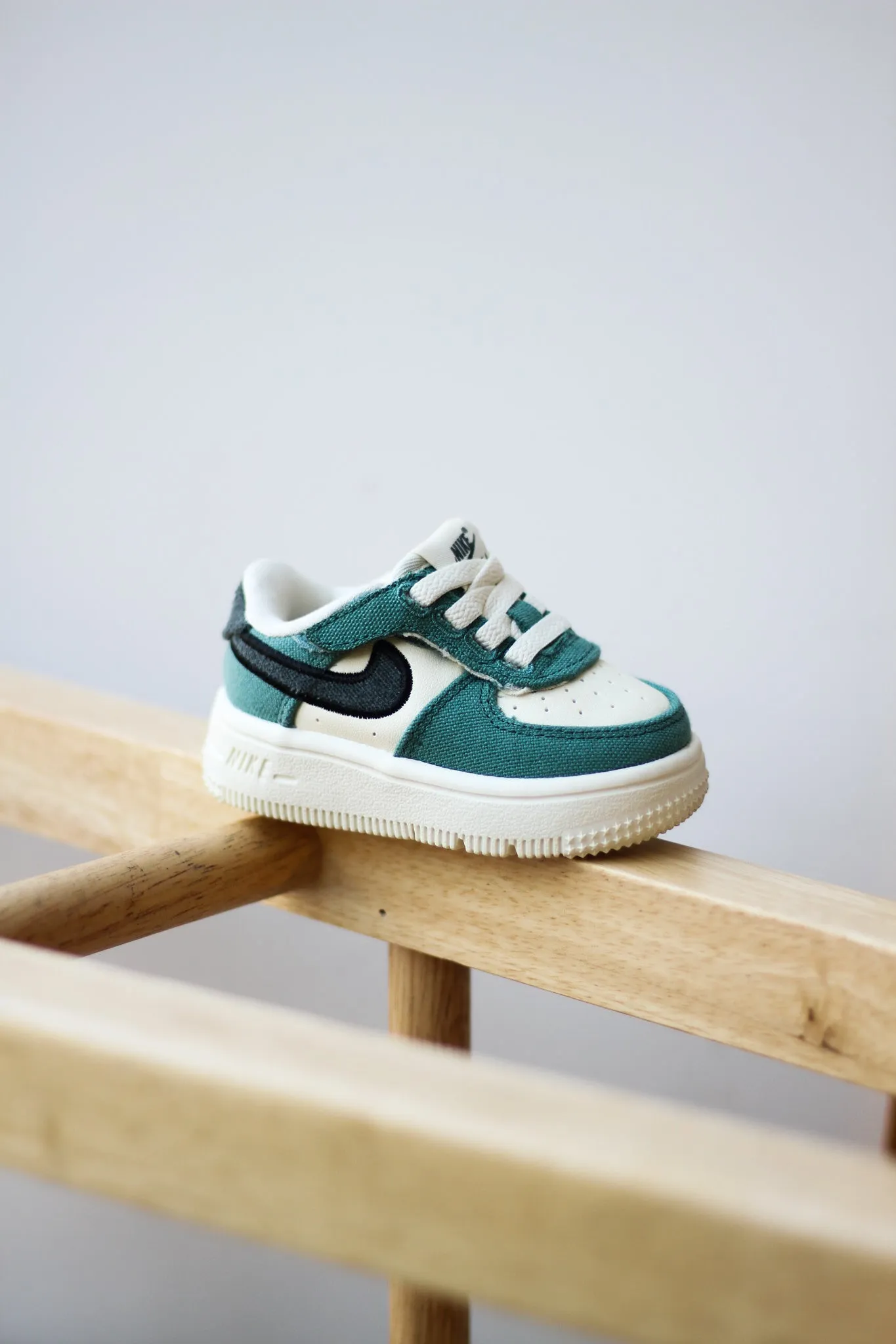 FORCE 1 LOW LV8 3 EASYON (TD) "VINTAGE GREEN"