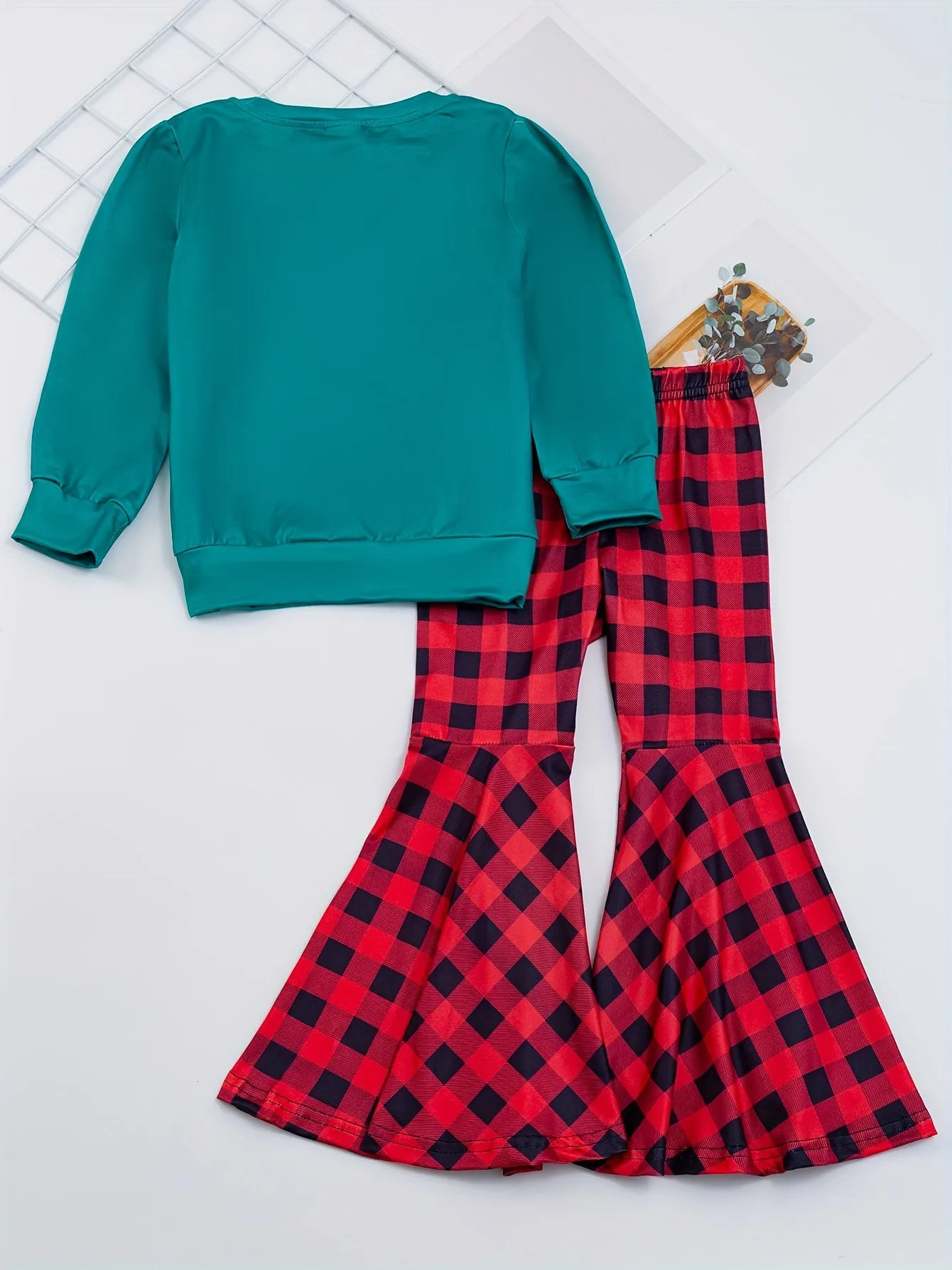 Girls' 2-piece Sets, BELIEVE And Santa Claus Print Pullover   Leopard Print Flare Pants, Autumn outdoor Clothes Christmas