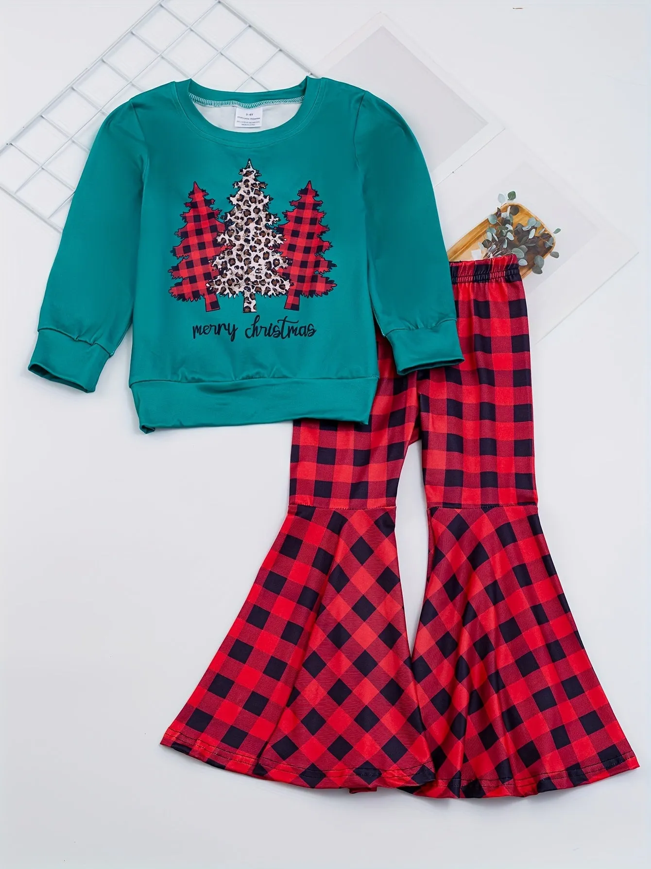 Girls' 2-piece Sets, BELIEVE And Santa Claus Print Pullover   Leopard Print Flare Pants, Autumn outdoor Clothes Christmas