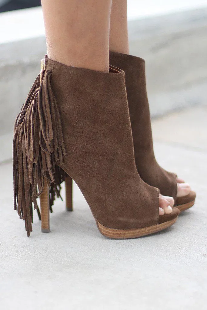 Girls Best Fringe Tan Heels