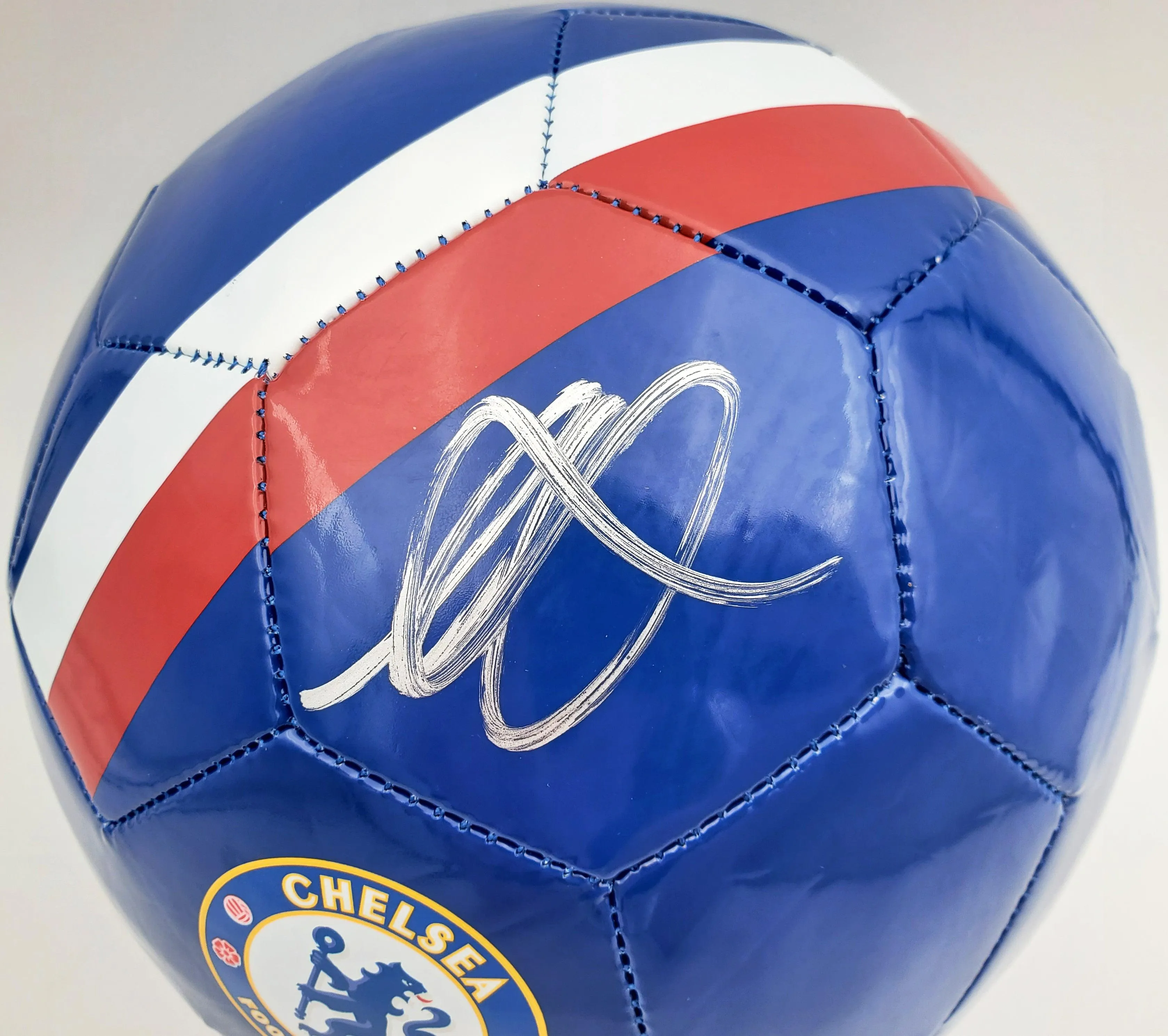 Mason Mount Autographed Blue Nike Soccer Ball Chelsea F.C. Beckett BAS Stock #196467