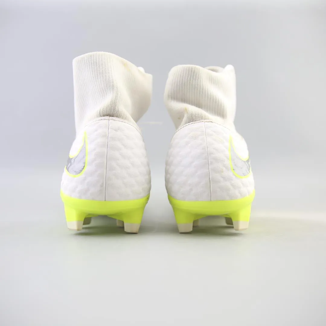 NIKE HYPERVENOM PHANTOM 3 ACADEMY