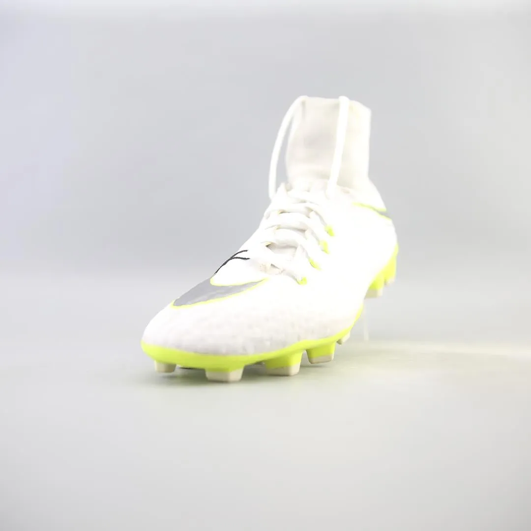 NIKE HYPERVENOM PHANTOM 3 ACADEMY