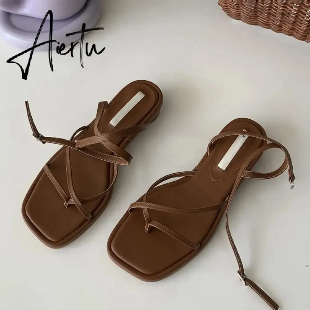 Summer Women Sandal Shoes Low Round Heel Narrow Band Gladiator Casual Sandal Ladies Casual Outdoor Beach Slides